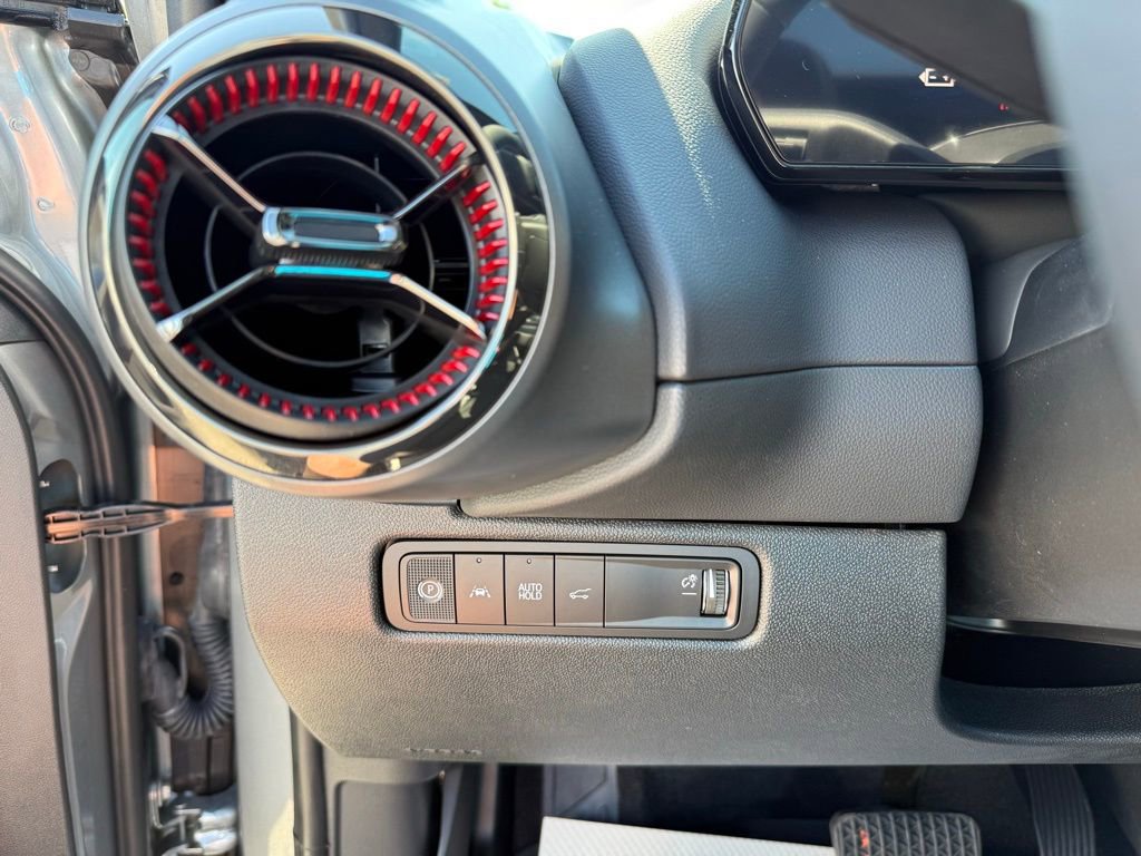 New 2025 Chevrolet Equinox EV RS image 14