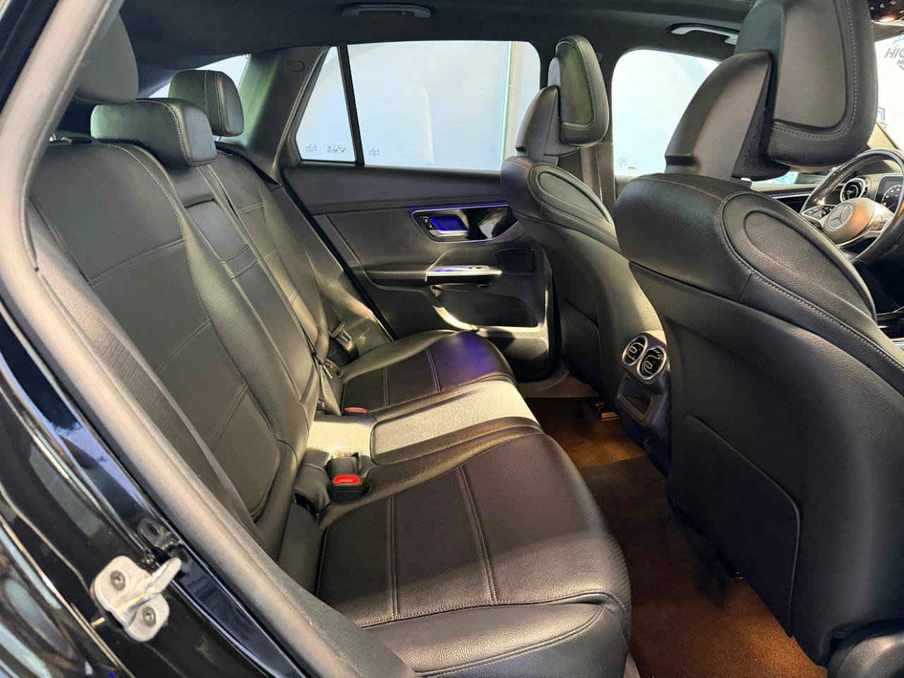 Used 2023 Mercedes-Benz GLC 300 4MATIC image 24