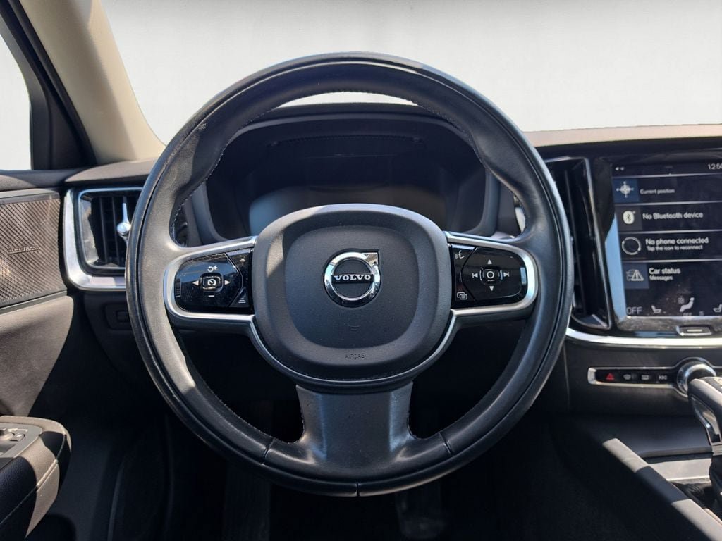 Used 2020 Volvo S60 T6 Momentum AWD/4WD image 13