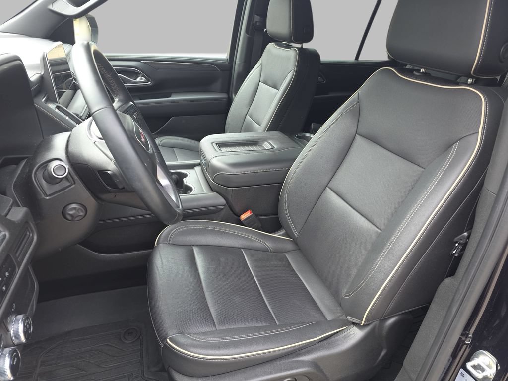 Certified 2023 GMC Yukon SLT w/ SLT Premium Package AWD/4WD image 17