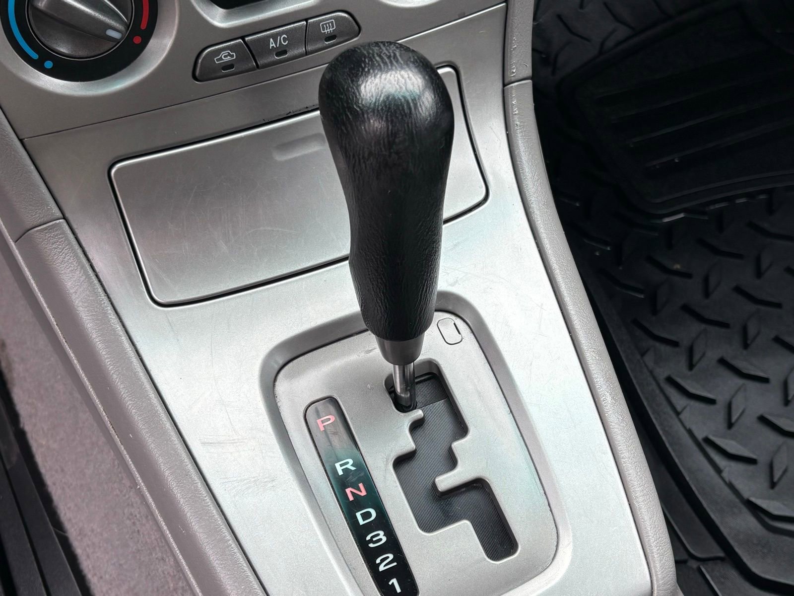 Used 2004 Subaru Forester 2.5X image 17