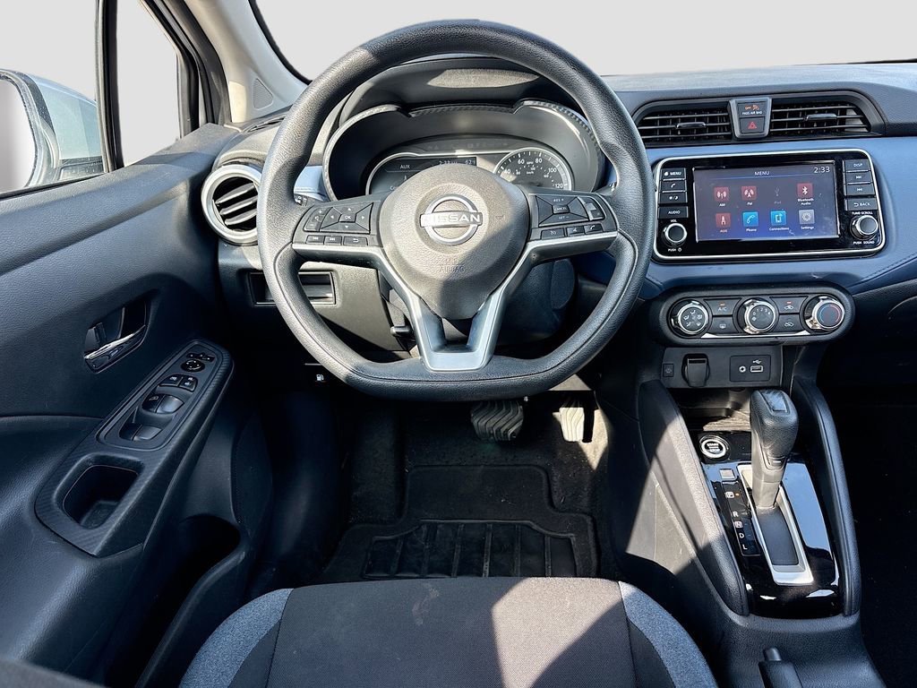 Used 2023 Nissan Versa SV image 21