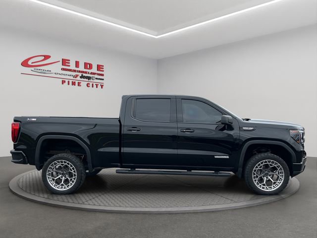Used 2023 GMC Sierra 1500 Elevation w/ Preferred Package AWD/4WD image 7