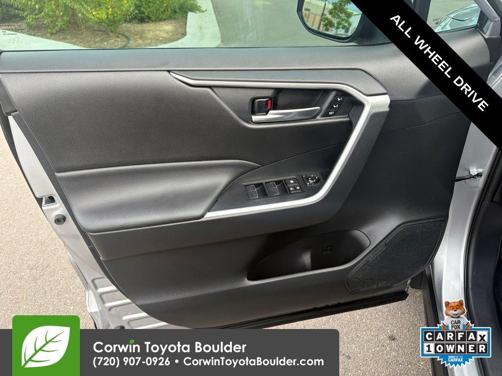 Used 2021 Toyota RAV4 XLE Premium AWD/4WD image 23