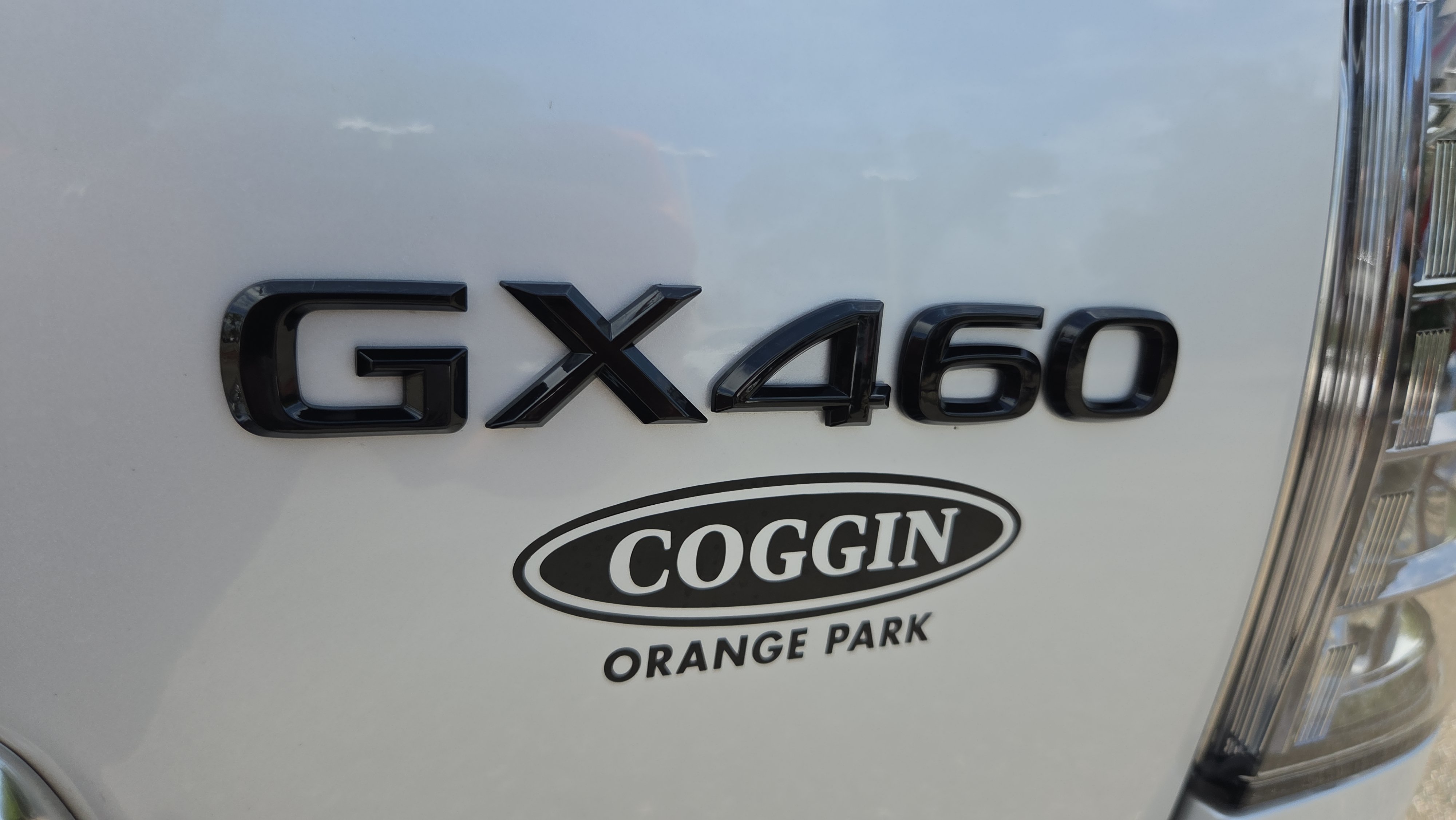 Used 2023 Lexus GX 460 Luxury w/ Accessory Package AWD/4WD image 34