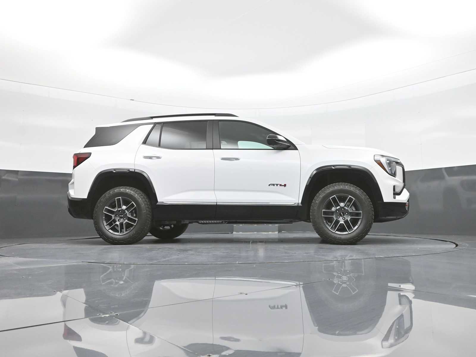 New 2026 GMC Terrain AT4 w/ Technology Package II AWD/4WD image 37