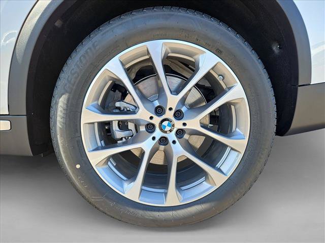 New 2026 BMW X5 xDrive40i w/ Premium Package AWD/4WD image 10