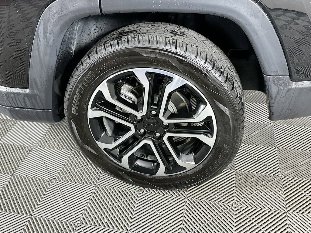 Used 2022 Jeep Compass Limited w/ Sun and Sound Group image 43