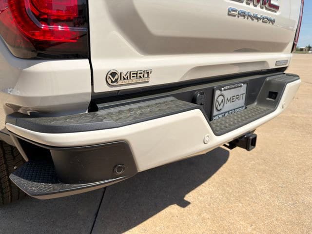 New 2026 GMC Canyon Elevation w/ Convenience Package RWD image 16