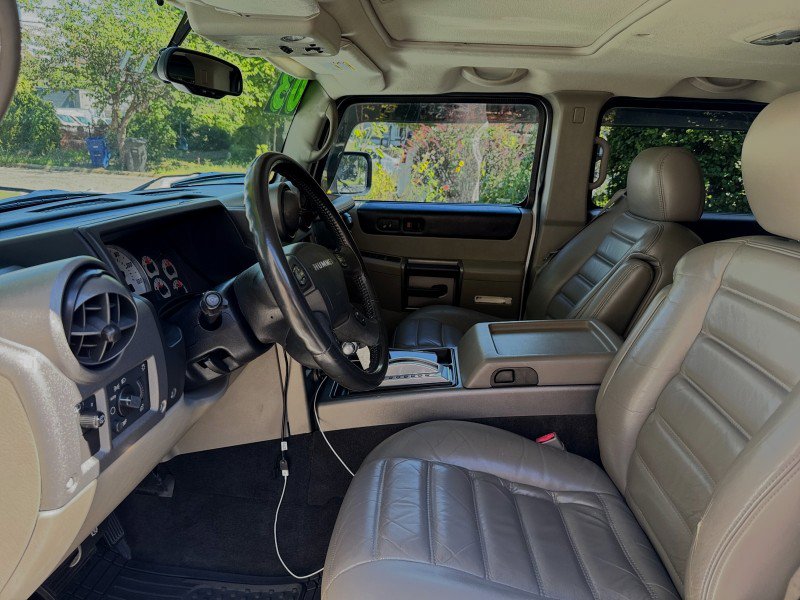 Used 2003 HUMMER H2 w/ Preferred Equipment Group AWD/4WD image 19