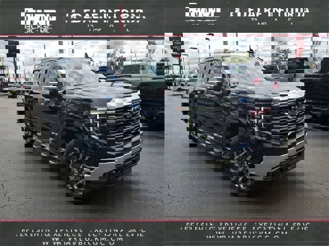 Used 2023 GMC Sierra 1500 SLT w/ SLT Premium Package image 1