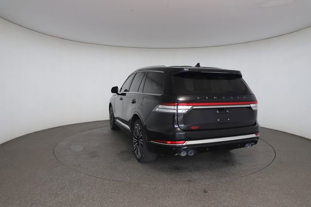 Used 2023 Lincoln Aviator Black Label AWD/4WD image 13