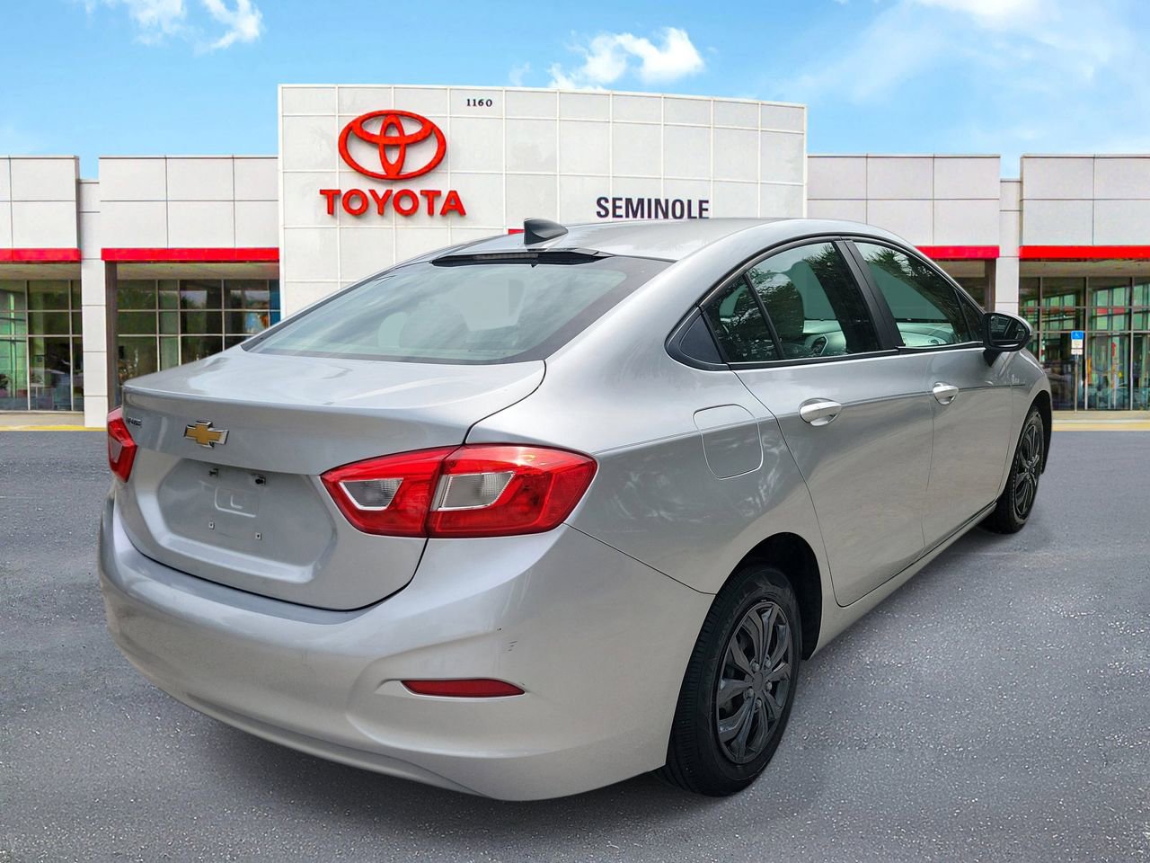 Used 2016 Chevrolet Cruze LS image 3