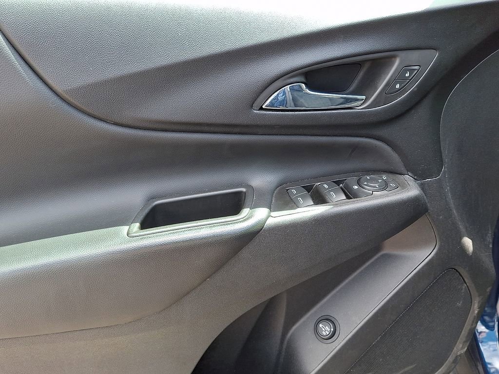 Used 2022 Chevrolet Equinox LT AWD/4WD image 12