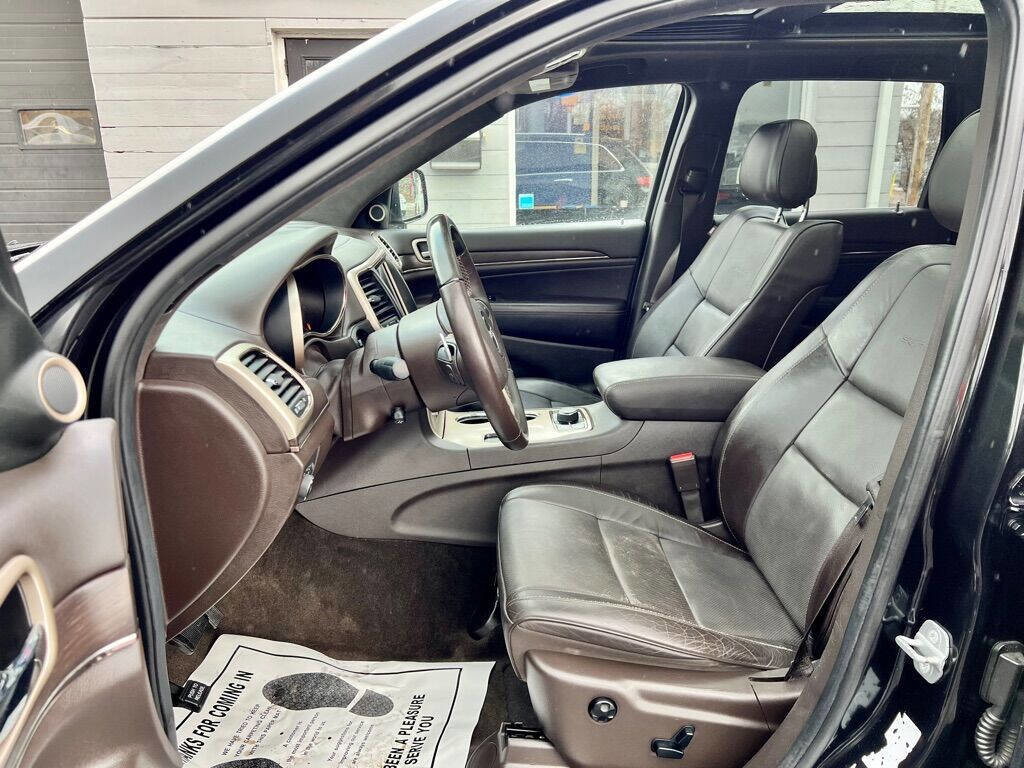 Used 2014 Jeep Grand Cherokee Summit AWD/4WD image 10