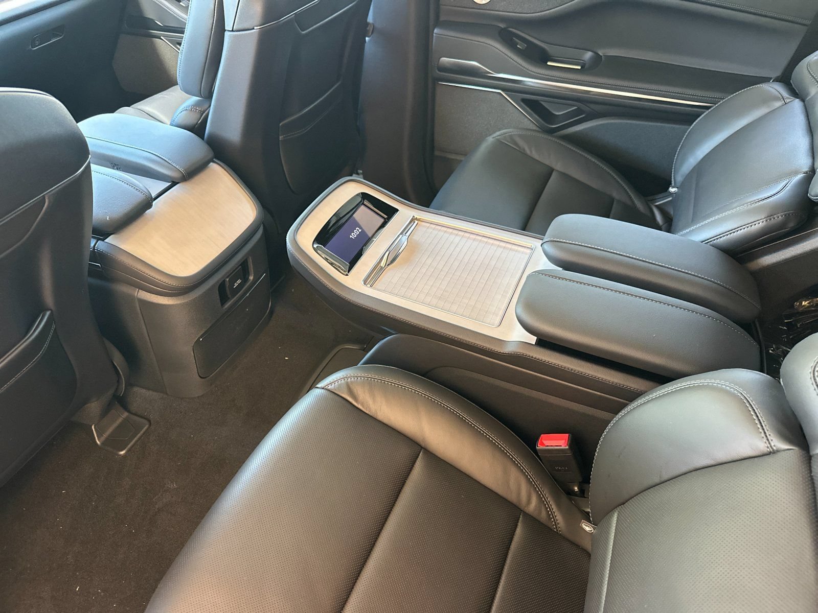 New 2027 Lincoln Navigator L Reserve w/ Jet Appearance Package AWD/4WD image 11