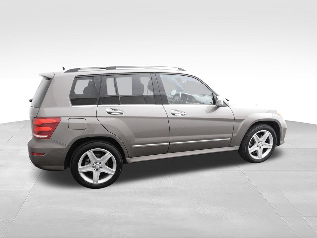 Used 2014 Mercedes-Benz GLK 250 BlueTEC 4MATIC image 4