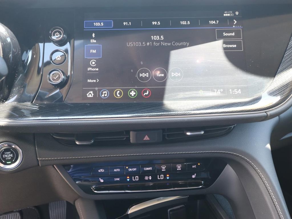 Used 2023 Buick Envision Essence image 19