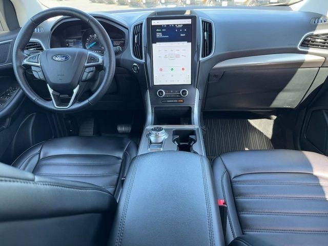 Used 2023 Ford Edge SEL w/ Convenience Package AWD/4WD image 11