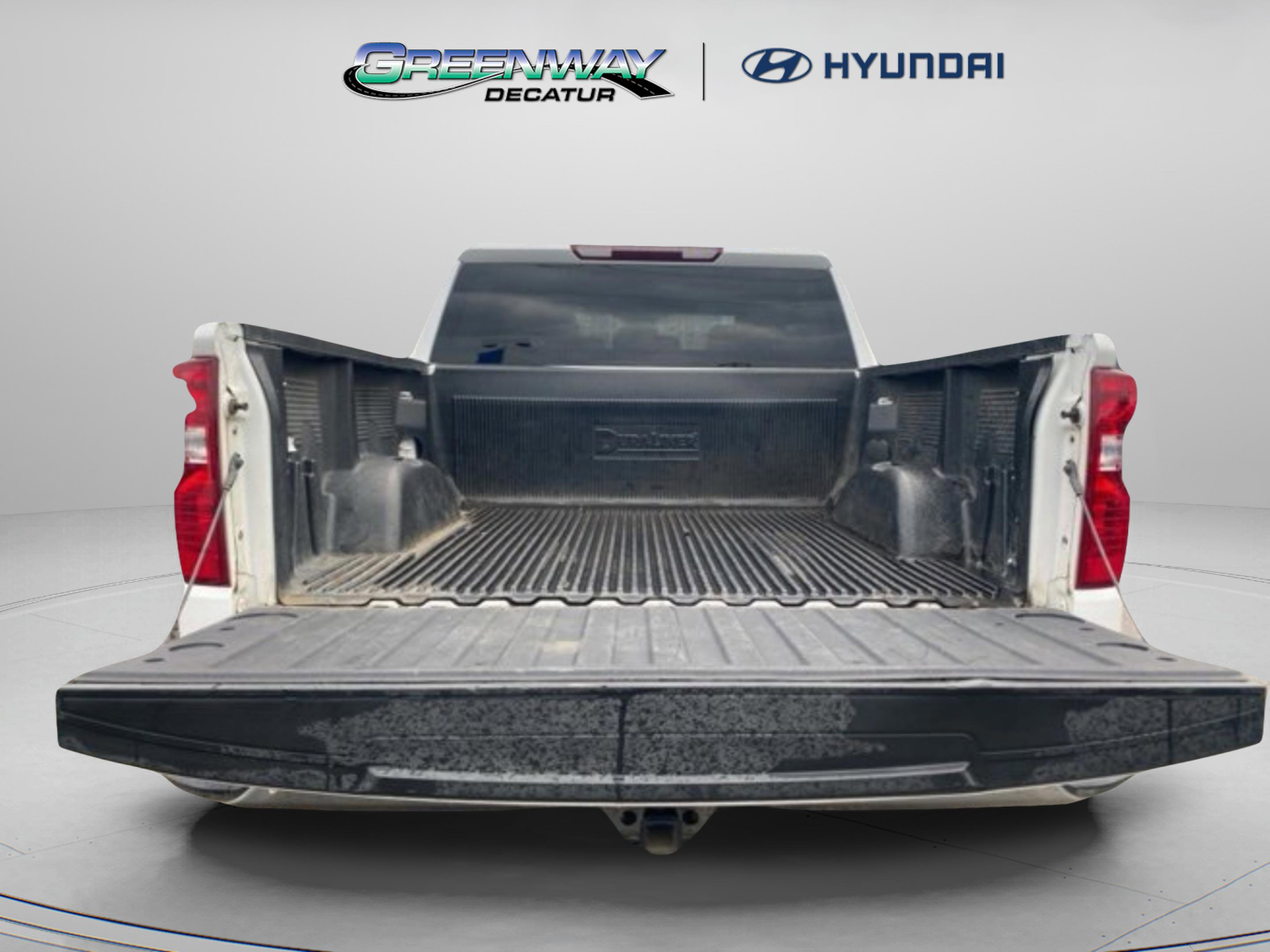 Used 2025 Chevrolet Silverado 1500 LT image 10