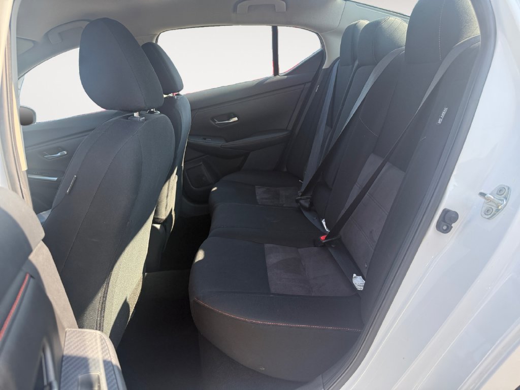 Used 2025 Nissan Sentra SR FWD image 13