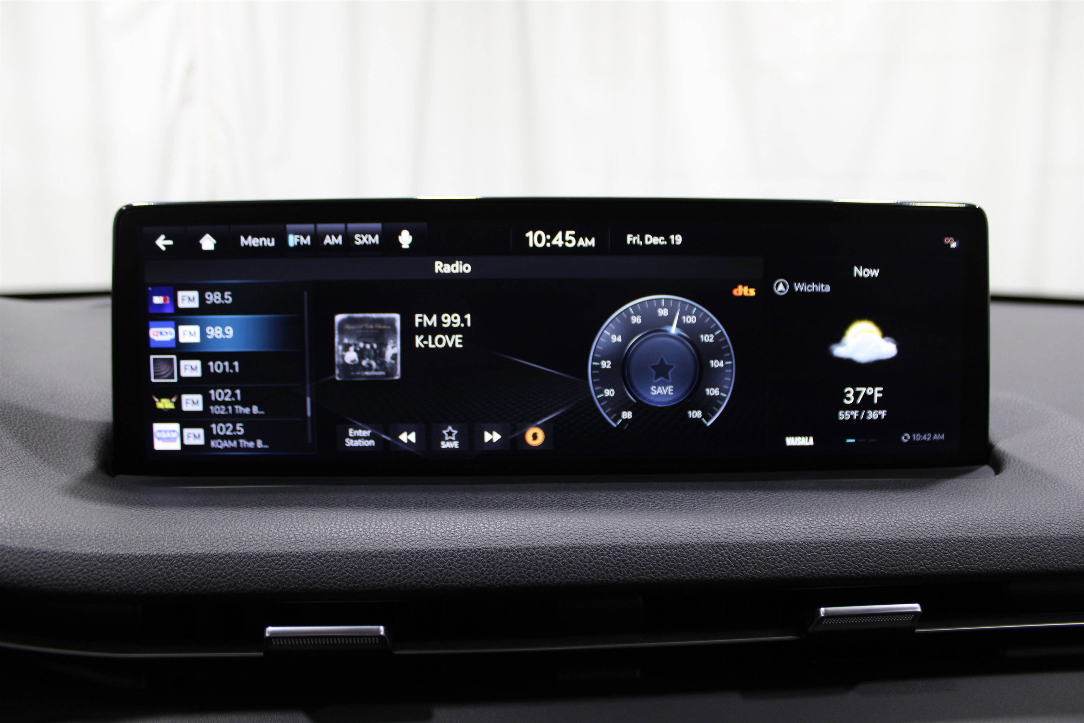 Used 2024 Genesis GV70 2.5T w/ Select Package image 15