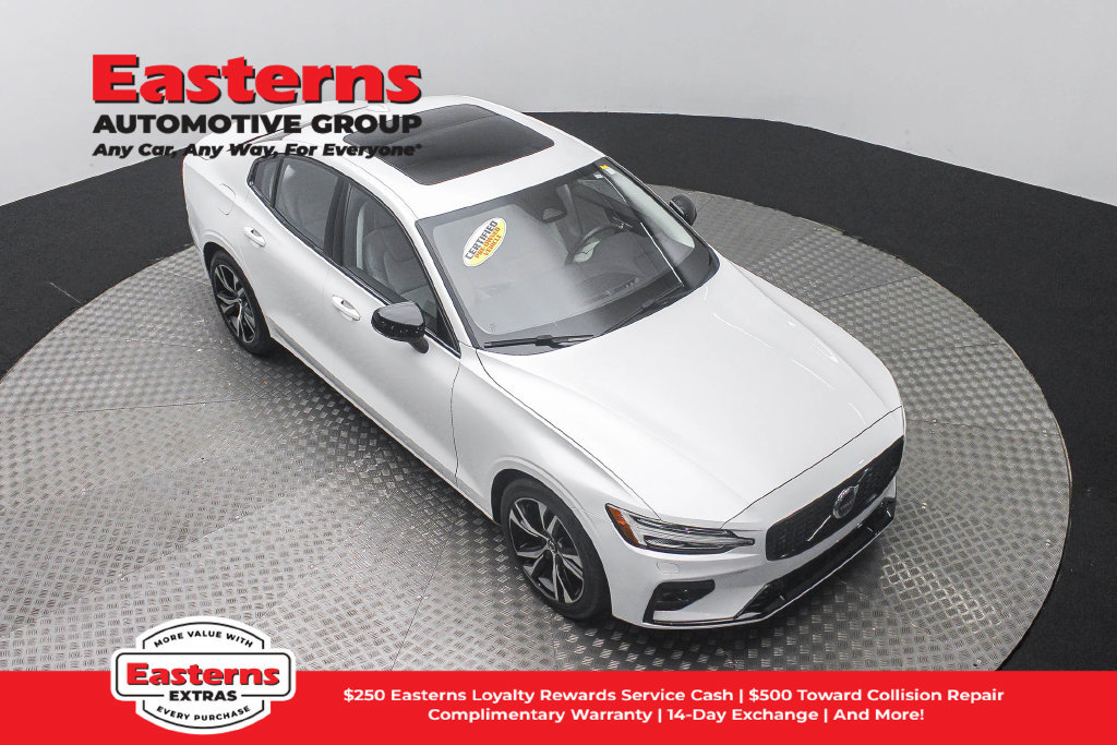 Used 2024 Volvo S60 B5 Core w/ Climate Package FWD image 4