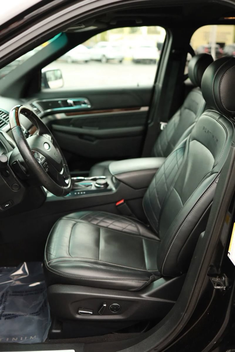 Used 2016 Ford Explorer Platinum AWD/4WD image 17