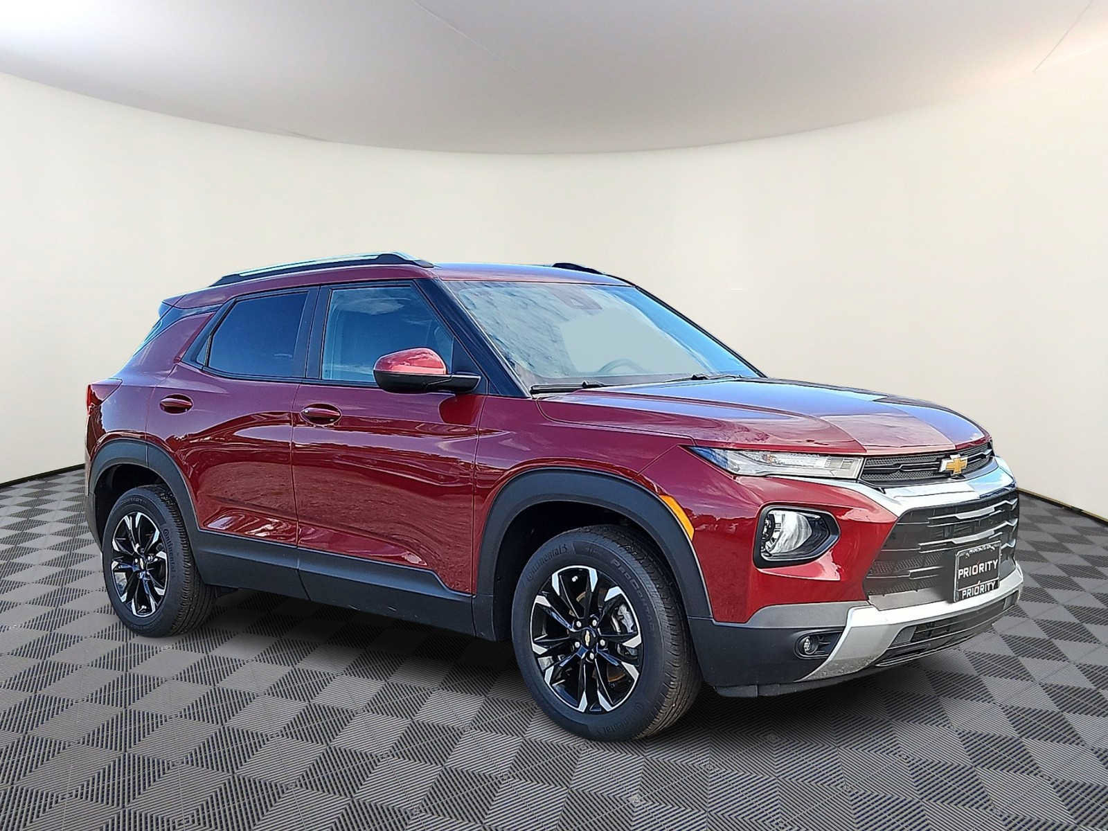 Used 2023 Chevrolet TrailBlazer LT w/ Convenience Package AWD/4WD image 3