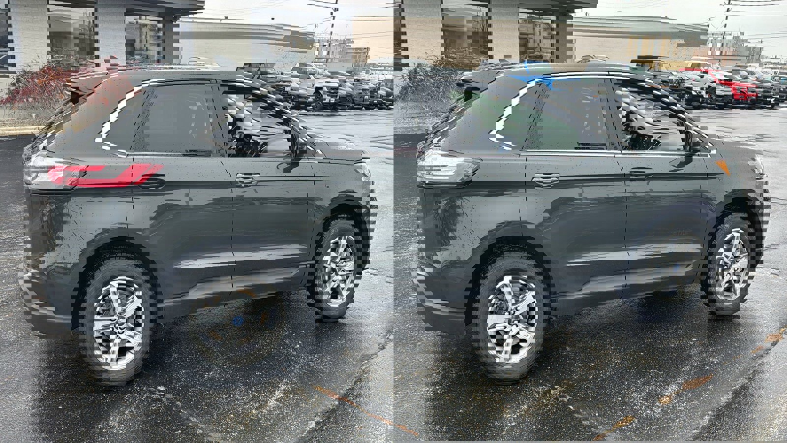 Used 2022 Ford Edge SEL w/ Convenience Package image 10