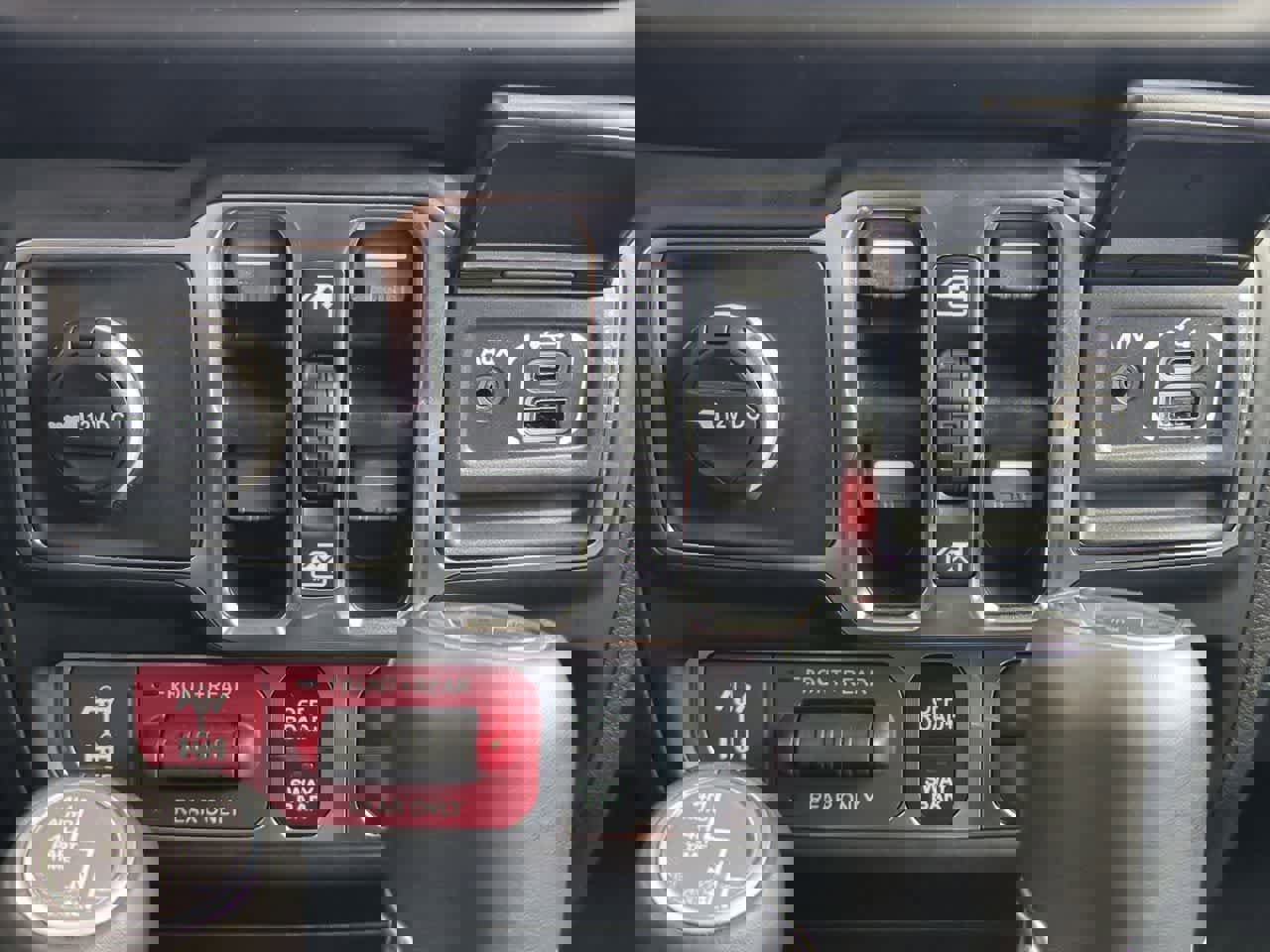 Used 2023 Jeep Wrangler Unlimited Rubicon 392 w/ Trailer Tow Package image 32