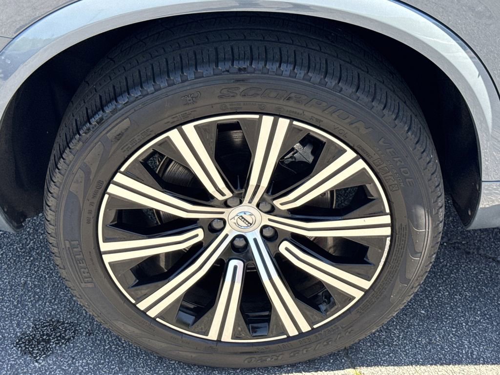 Used 2023 Volvo XC90 B5 Core w/ Climate Package AWD/4WD image 17