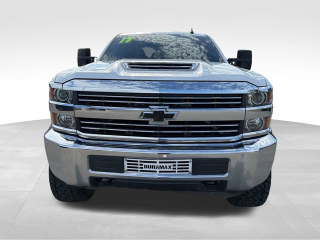 Used 2017 Chevrolet Silverado 2500 LT AWD/4WD image 2