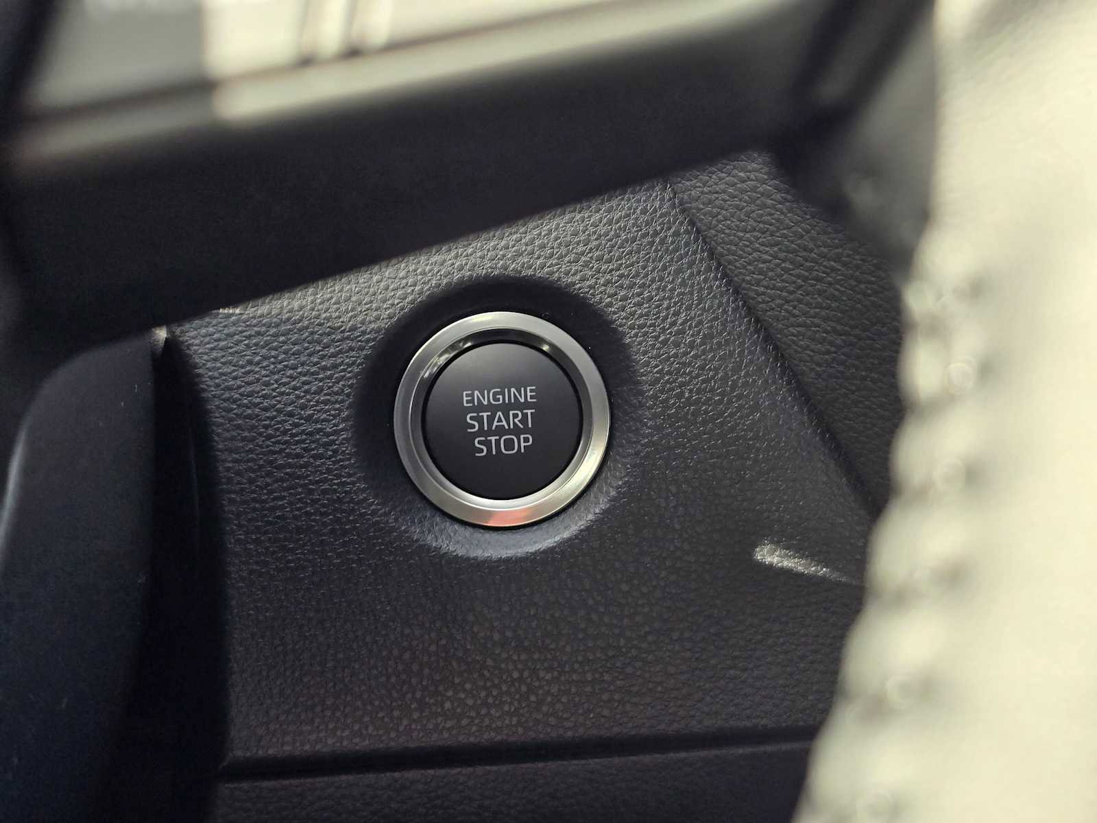 Certified 2026 Toyota Corolla SE w/ SE Package image 26