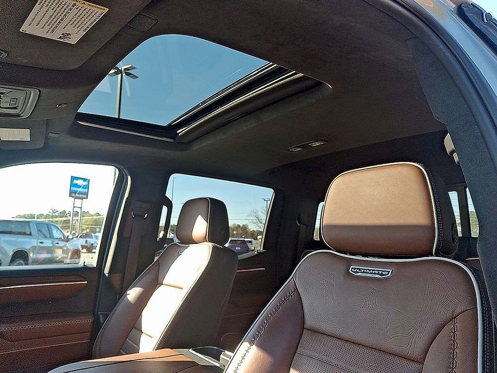 Used 2024 GMC Sierra 1500 Denali Ultimate AWD/4WD image 14