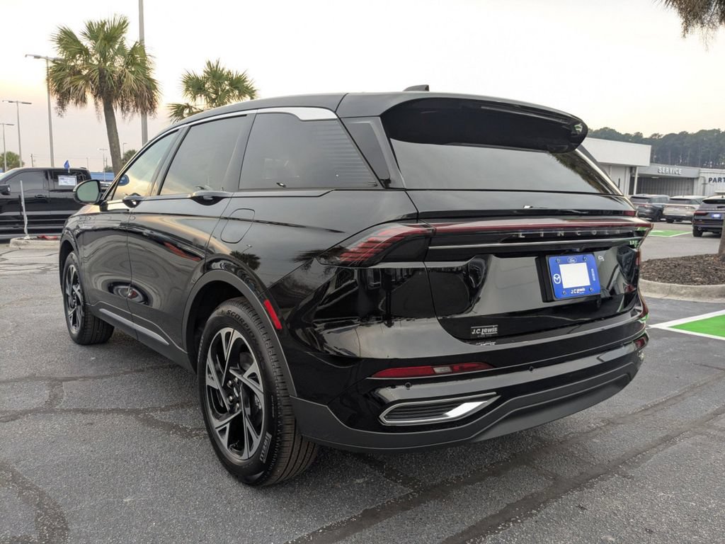 New 2026 Lincoln Nautilus Premier w/ Equipment Group 102A AWD/4WD image 6
