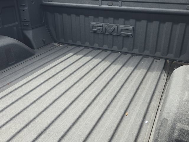 Used 2024 GMC Sierra 1500 SLE image 11