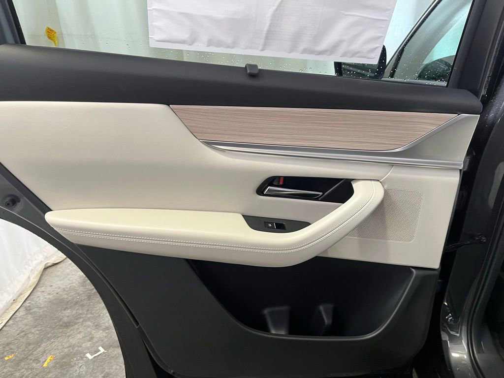 New 2026 MAZDA CX-90 Plug-In Hybrid w/ Premium Plus image 22