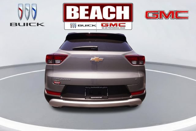 Used 2023 Chevrolet TrailBlazer LT w/ Convenience Package AWD/4WD image 4