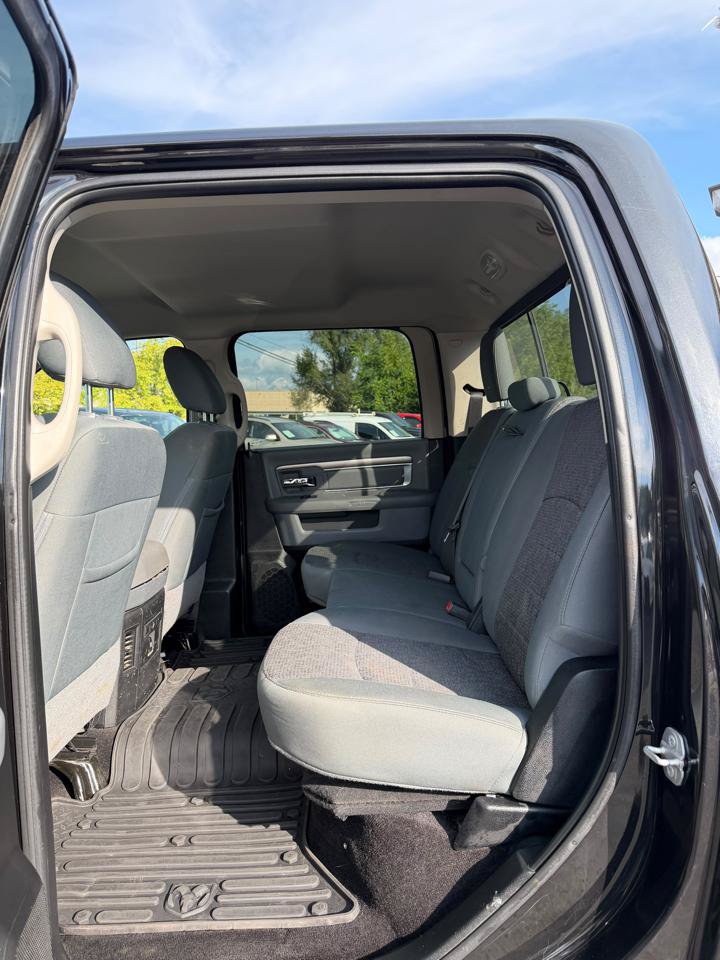 Used 2018 RAM 2500 Big Horn w/ Harvest Edition AWD/4WD image 21