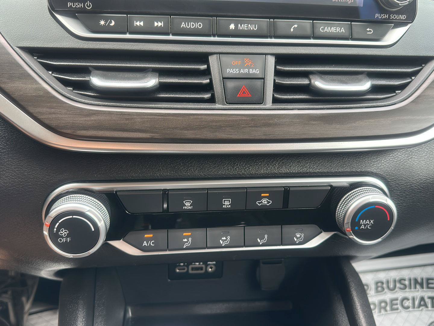 Used 2025 Nissan Altima 2.5 SV FWD image 26