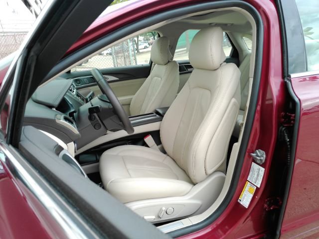 Used 2019 Lincoln MKZ Reserve w/ Reserve Plus Package image 6