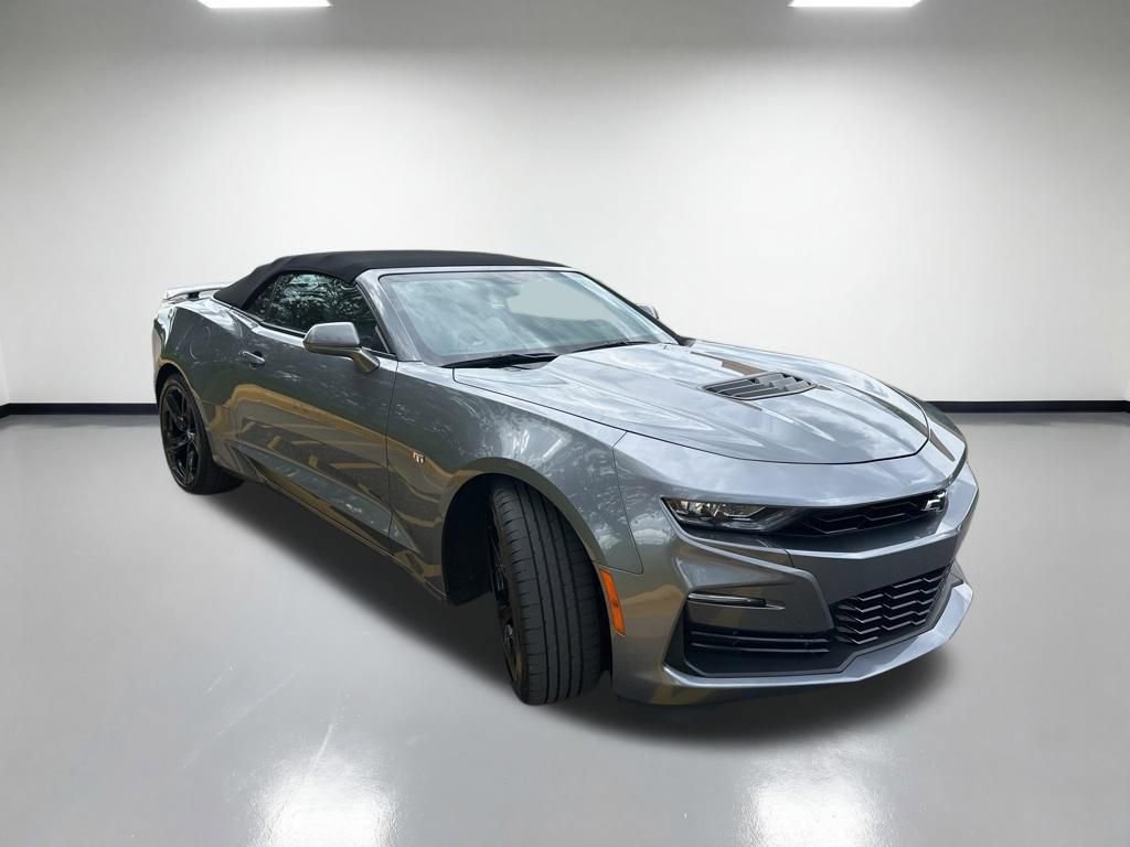 Used 2021 Chevrolet Camaro SS RWD image 5