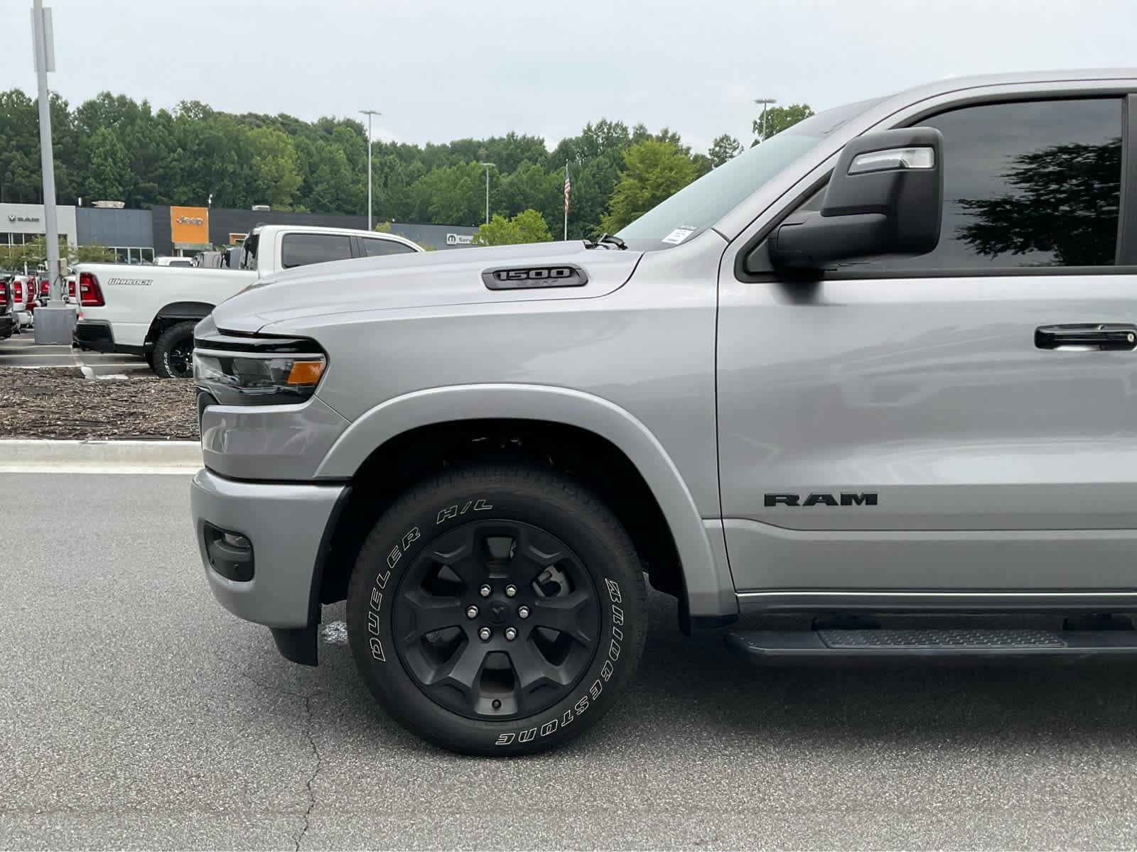 Used 2025 RAM 1500 Big Horn AWD/4WD image 12