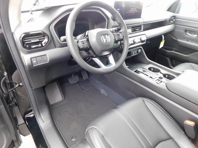 New 2026 Honda Pilot Touring image 15