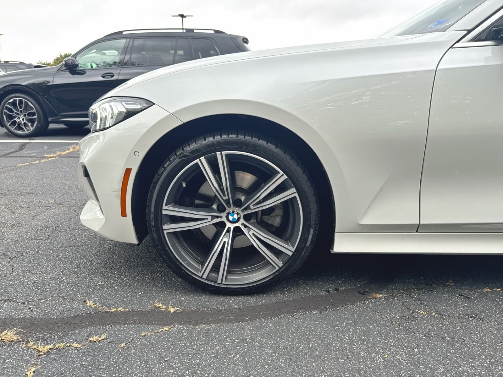 Used 2024 BMW 330i Sedan w/ Premium Package RWD image 7
