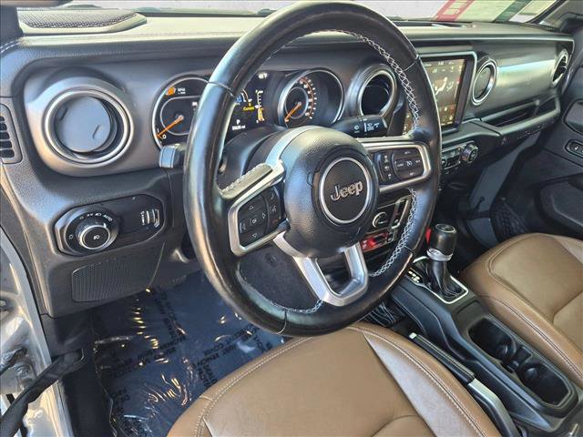 Used 2023 Jeep Wrangler Rubicon w/ LED Lighting Group AWD/4WD image 10