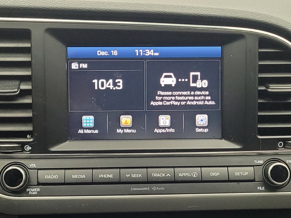 Used 2017 Hyundai Elantra SE image 25