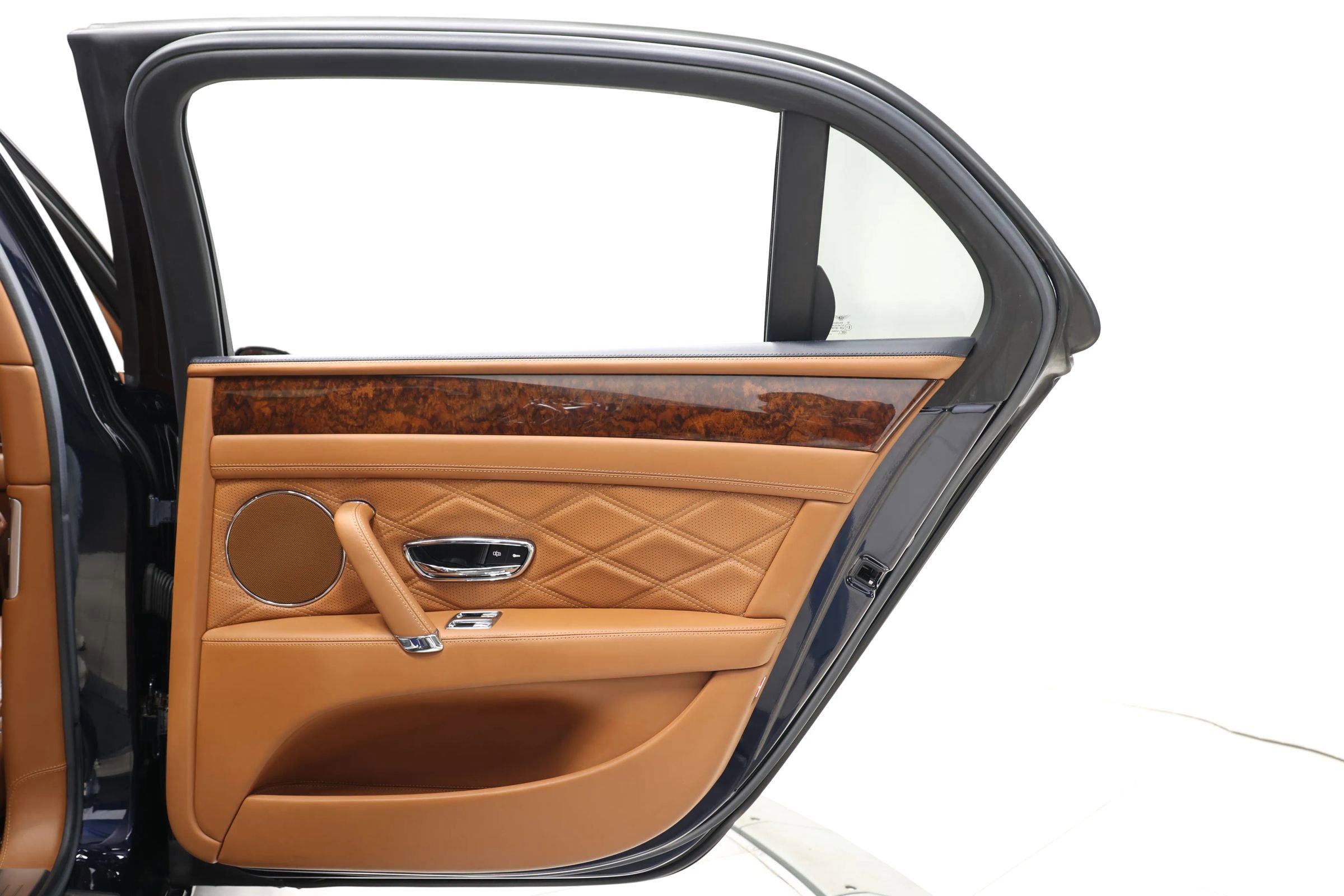 Used 2014 Bentley Flying Spur W12 image 63