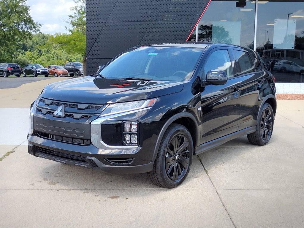 New 2025 Mitsubishi Outlander Sport LE image 1